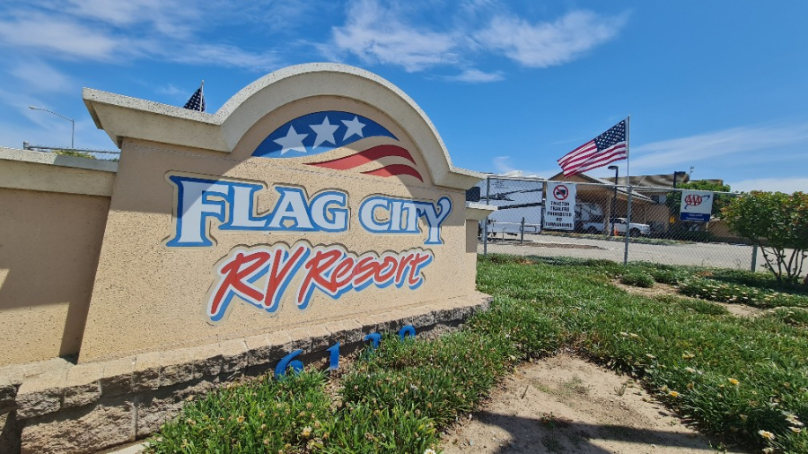 flag city